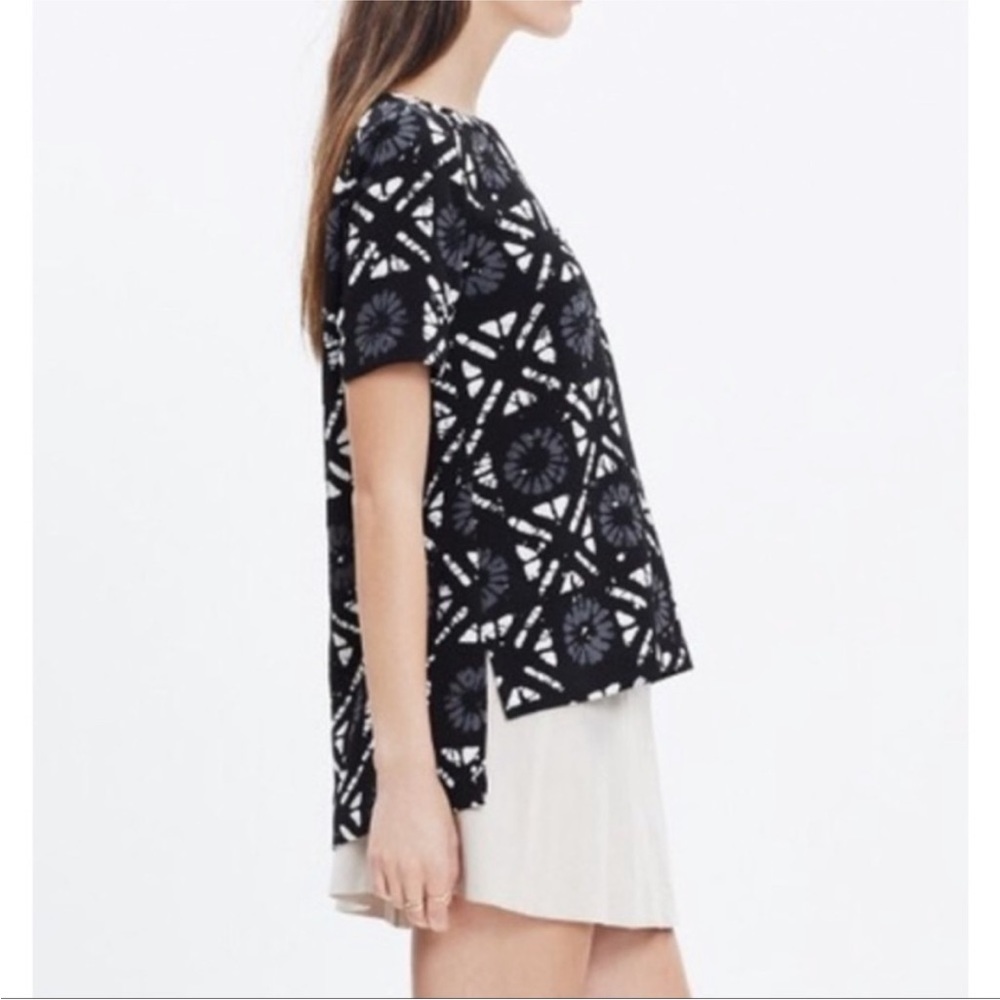 Madewell womans Black Batik Button Back Hi Lo Hem Top size M